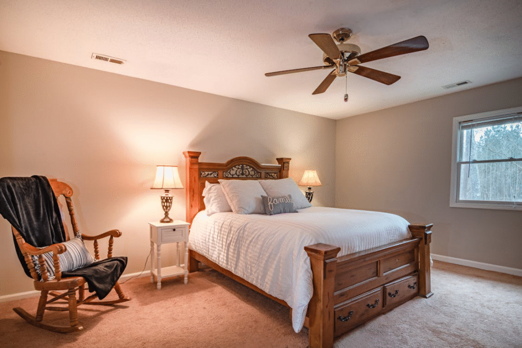 A ceiling fan